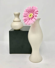 Load image into Gallery viewer, Eva Zeisel | Baby Vase - Roughan Home