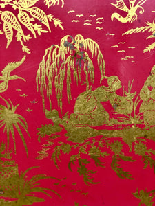 Tinker Bell cosplay porno Qiz yigitning koptoklarini yalaydi